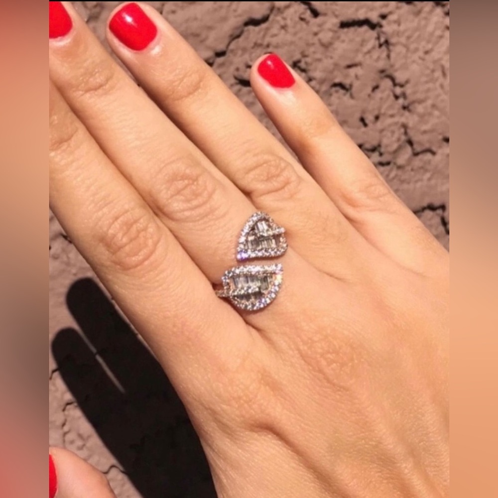 Anita Ko style ring Rose Gold - resizable to fit any finger